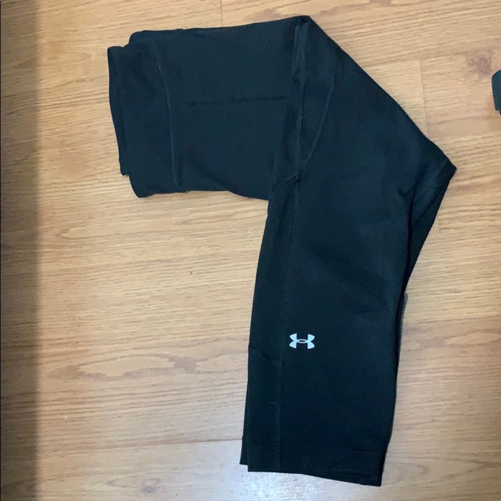 Under Armour crop leggings